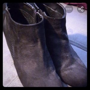 Report Booties